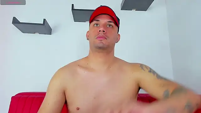 Snapshot of Jacoob19_ chatting on 11-22-25, 02:27 Jacoob19 online show from 11-22-25, 02:27