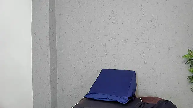 Tiffany mendez online show from 02-07-26, 12:09