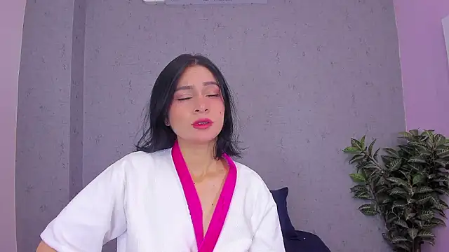 Tiffany mendez online show from 03-06-26, 12:12