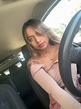 Snapshot of amanda-medrano1 chatting on 09-23-25, 03:15 amanda-medrano1 online show from 09-23-25, 03:15