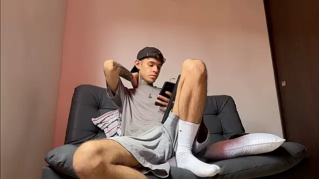 Snapshot of Saturno_v chatting on 03-20-25, 01:15 Saturno v online show from 03-20-25, 01:15