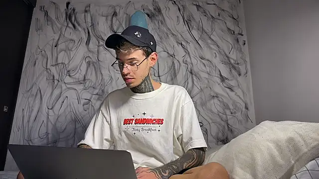 Saturno v online show from 04-01-26, 11:02