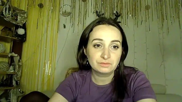 Snapshot of AskMeStandUp chatting on 03-25-26, 11:00 AskMeStandUp online show from 03-25-26, 11:00