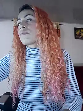 Sexy-Favgirl online show from 03-06-25, 04:07