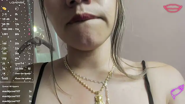 escarleth   online show from 01-30-25, 07:39