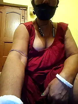 Snapshot of Riyaa_2024 chatting on 12-26-24, 05:15 Riyaa 2024 online show from 12-26-24, 05:15