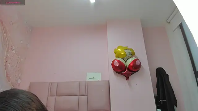 Snapshot of soyzarahtorres chatting on 09-17-25, 09:38 soyzarahtorres online show from 09-17-25, 09:38