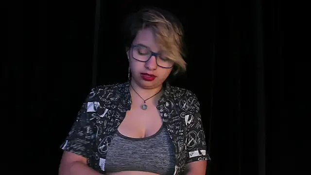 NovaGlitz online show from 12-09-24, 11:47