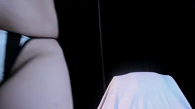 NovaGlitz online show from 02-10-25, 11:46