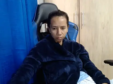 Erotic latina online show from 10-06-25, 11:51