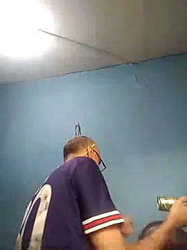 hugosafado333 online show from 12-06-24, 07:45