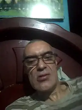 hugosafado333 online show from 12-16-24, 09:31