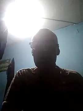 Snapshot of hugosafado333 chatting on 12-17-24, 05:29 hugosafado333 online show from 12-17-24, 05:29