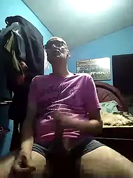 Snapshot of hugosafado333 chatting on 02-04-25, 02:28 hugosafado333 online show from 02-04-25, 02:28