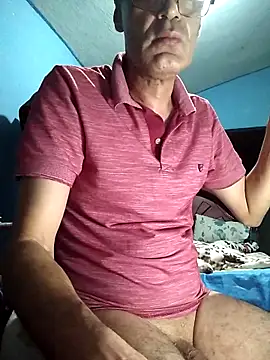 hugosafado333 online show from 03-03-25, 02:58