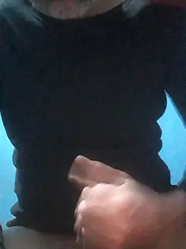 Snapshot of hugosafado333 chatting on 11-04-25, 04:55 hugosafado333 online show from 11-04-25, 04:55