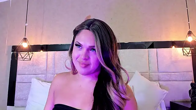 Snapshot of kimCosseyy chatting on 11-05-25, 02:55 kimCosseyy online show from 11-05-25, 02:55