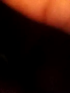 Snapshot of izinjamfee2 chatting on 10-11-25, 02:33 izinjamfee2 online show from 10-11-25, 02:33