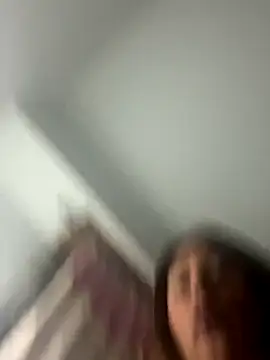 Yerucita online show from 11-20-25, 04:23