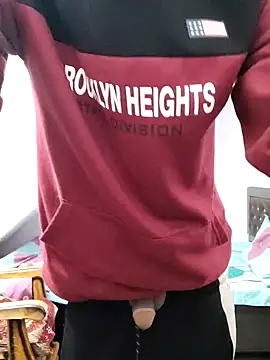 Snapshot of Habibi_big_b chatting on 12-25-24, 04:54 Habibi big b online show from 12-25-24, 04:54