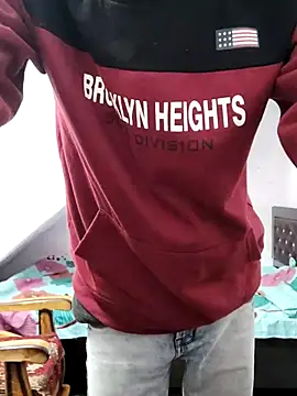 Snapshot of Habibi_big_b chatting on 12-27-24, 04:58 Habibi big b online show from 12-27-24, 04:58