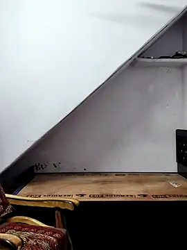 Snapshot of Habibi_big_b chatting on 12-27-24, 05:48 Habibi big b online show from 12-27-24, 05:48