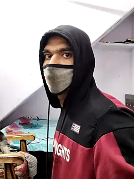 Snapshot of Habibi_big_b chatting on 01-09-25, 03:58 Habibi big b online show from 01-09-25, 03:58