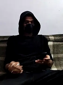 Snapshot of Habibi_big_b chatting on 02-07-25, 04:46 Habibi big b online show from 02-07-25, 04:46