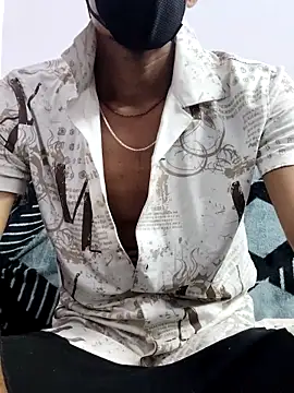 Snapshot of Habibi_big_b chatting on 03-05-25, 09:27 Habibi big b online show from 03-05-25, 09:27