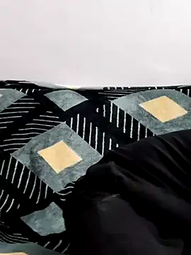 Snapshot of Habibi_big_b chatting on 03-12-25, 05:38 Habibi big b online show from 03-12-25, 05:38