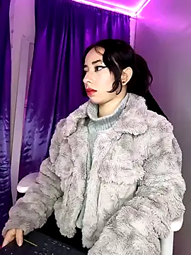 hanna  azumi online show from 02-17-25, 03:47