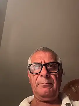 4n4l1zz4m1 online show from 09-20-25, 02:01