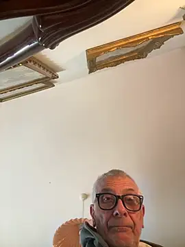 4n4l1zz4m1 online show from 02-10-26, 02:54