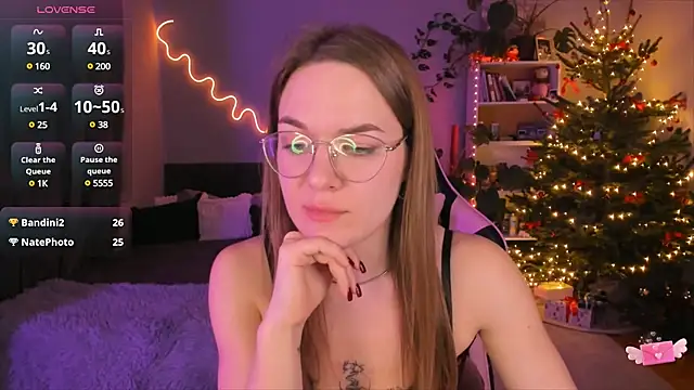 Snapshot of ami_amour_ chatting on 12-27-24, 10:37 ami amour online show from 12-27-24, 10:37