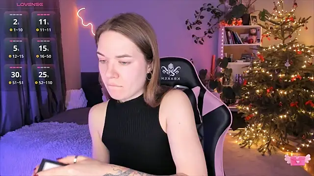 Snapshot of ami_amour_ chatting on 01-24-25, 08:00 ami amour online show from 01-24-25, 08:00