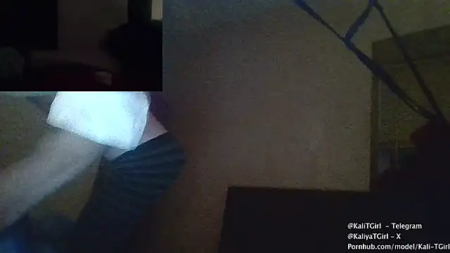 Snapshot of KaliTs chatting on 11-18-25, 09:41 KaliTs online show from 11-18-25, 09:41