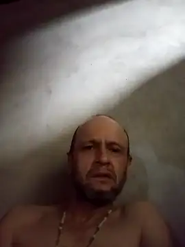 Snapshot of edijavimes chatting on 02-18-26, 04:19 edijavimes online show from 02-18-26, 04:19