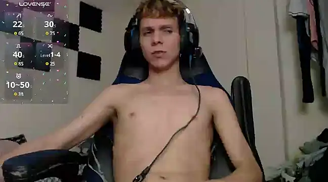 bryamado69 online show from 03-10-25, 06:49