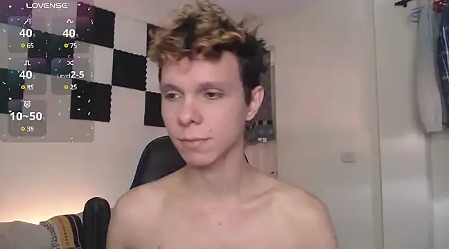 bryamado69 online show from 03-15-25, 08:43