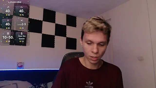 bryamado69 online show from 09-16-25, 03:07