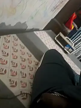 Snapshot of Gururonny07 chatting on 12-10-24, 01:00 Gururonny07 online show from 12-10-24, 01:00