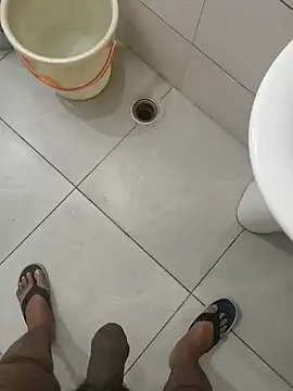 Snapshot of Gururonny07 chatting on 01-22-25, 01:10 Gururonny07 online show from 01-22-25, 01:10