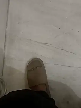 Snapshot of Gururonny07 chatting on 01-30-25, 01:33 Gururonny07 online show from 01-30-25, 01:33