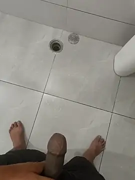 Snapshot of Gururonny07 chatting on 11-04-25, 12:32 Gururonny07 online show from 11-04-25, 12:32