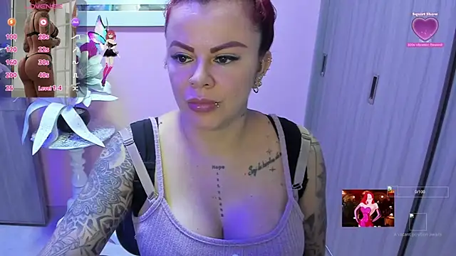 Snapshot of KAROL_MILF chatting on 11-09-25, 03:21 KAROL MILF online show from 11-09-25, 03:21