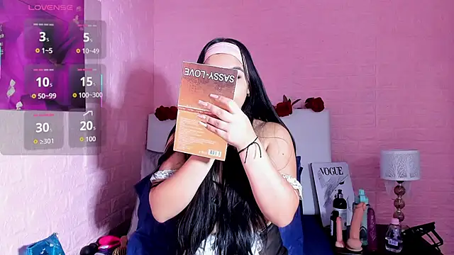 LYAA COLLINS  online show from 12-05-25, 11:08