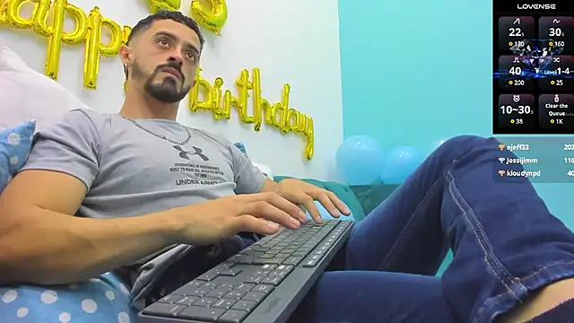 Snapshot of MAXIMUS_MASTE3 chatting on 01-13-25, 07:43 MAXIMUS MASTE3 online show from 01-13-25, 07:43