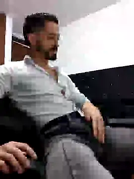 Snapshot of MAXIMUS_MASTE3 chatting on 02-18-25, 02:49 MAXIMUS MASTE3 online show from 02-18-25, 02:49