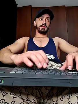 Snapshot of MAXIMUS_MASTE3 chatting on 03-06-25, 03:57 MAXIMUS MASTE3 online show from 03-06-25, 03:57