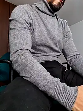 Snapshot of MAXIMUS_MASTE3 chatting on 03-16-25, 01:17 MAXIMUS MASTE3 online show from 03-16-25, 01:17